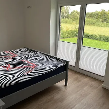 Haacksen - Modernes Mit 4 Schlafzimmern, Garten Und Grill Klappholz